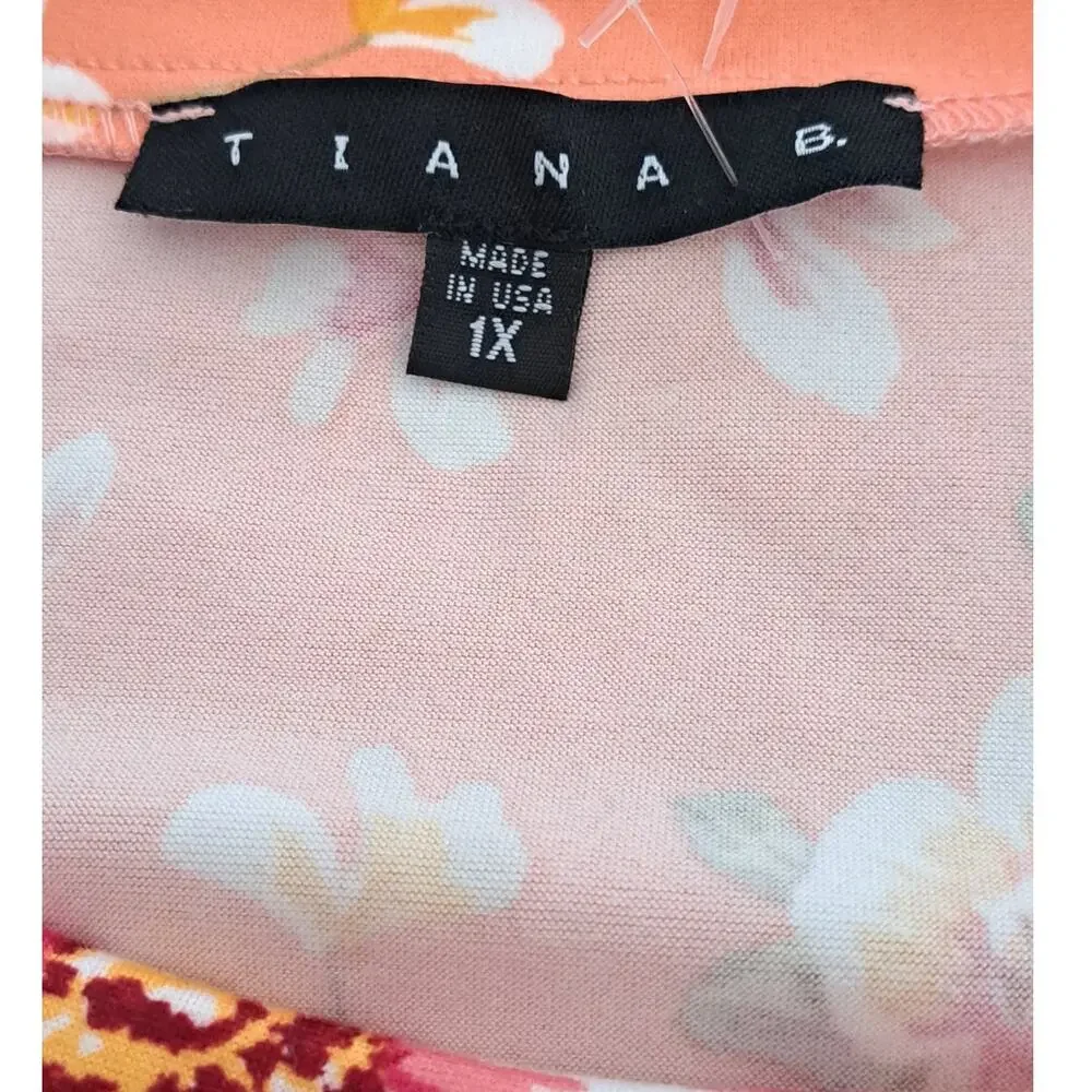Tiana B Coral Pink Floral Short Sleeve Twist Front Top NWT Size 1X